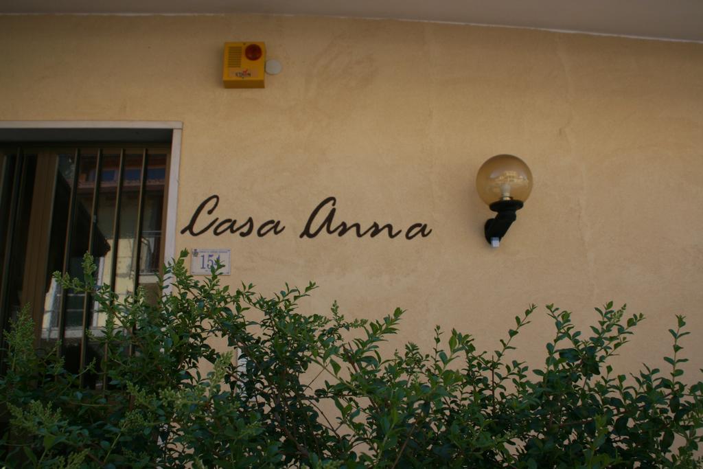 הוילה קאפרינו ורונזה Casa Anna מראה חיצוני תמונה