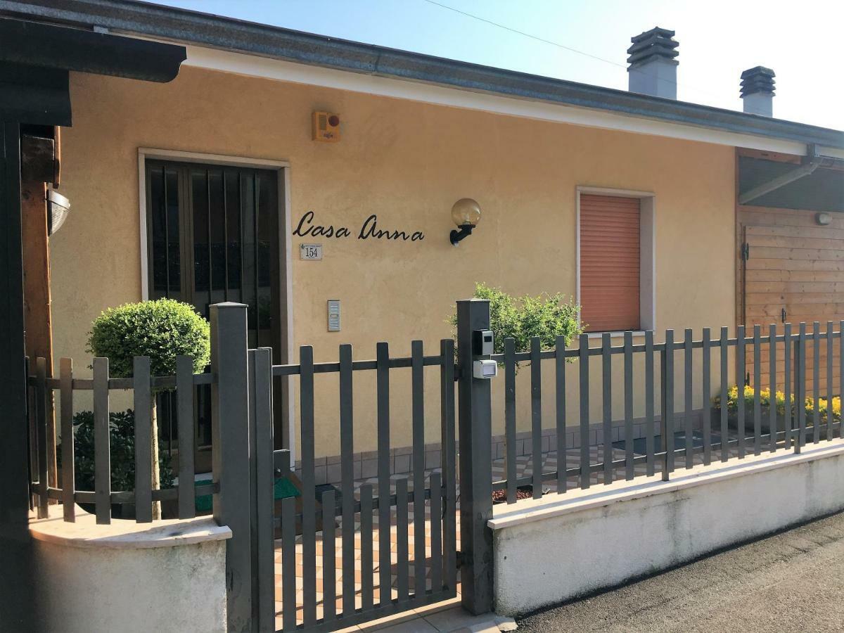 הוילה קאפרינו ורונזה Casa Anna מראה חיצוני תמונה